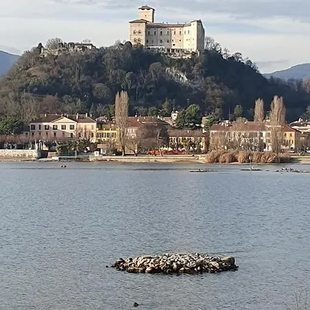 Contrada D'amore Appartamento Angera
